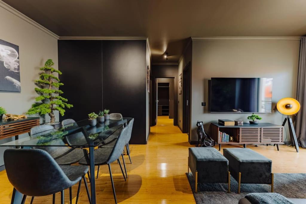 Super Anadia - Golden Apartment ฟุงชาล ภายนอก รูปภาพ