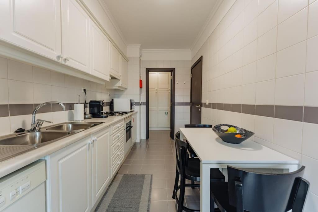 Super Anadia - Golden Apartment ฟุงชาล ภายนอก รูปภาพ