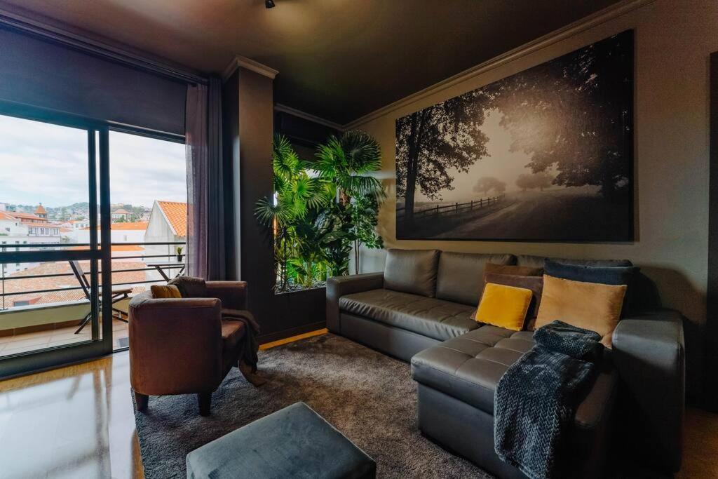 Super Anadia - Golden Apartment ฟุงชาล ภายนอก รูปภาพ