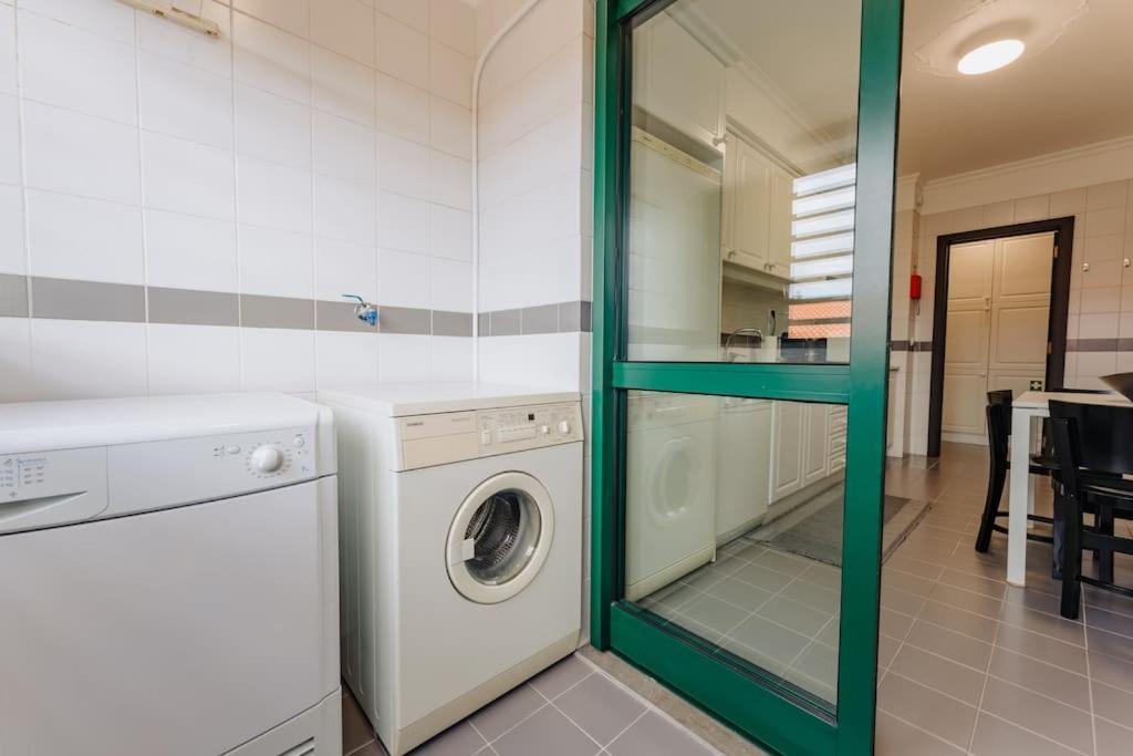Super Anadia - Golden Apartment ฟุงชาล ภายนอก รูปภาพ