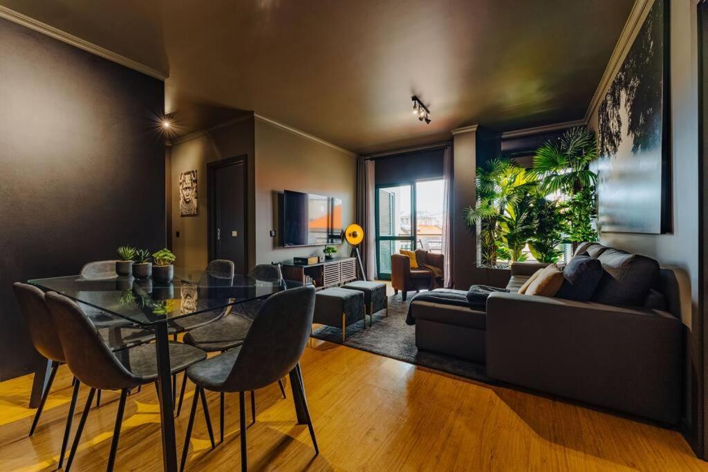 Super Anadia - Golden Apartment ฟุงชาล ภายนอก รูปภาพ